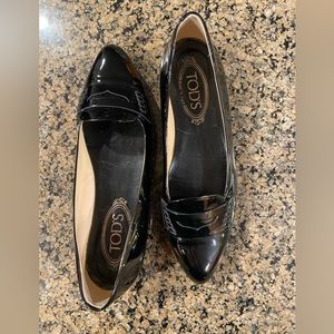 Tod’s Black Patent Penny Loafer size 7